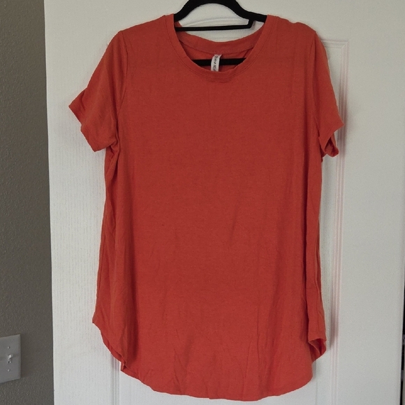 Zenana Outfitters Tops - Zenana Outfitters Orange Short Sleeve Tunic Size 1X